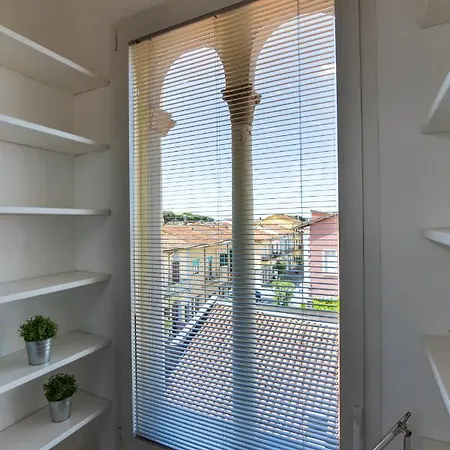 Torre Della Darsena * Viareggio