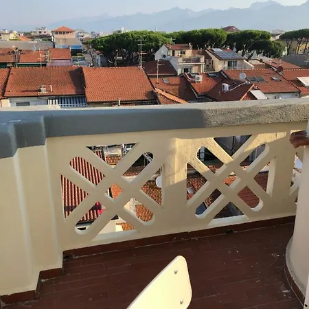 Apartment Torre Della Darsena Viareggio
